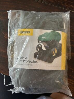 Doona Vehicle Seat Protector – Dark Gray
